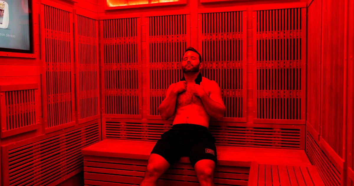 Contrast therapy with infrared sauna and cryotherapy at iCRYO Highland Village