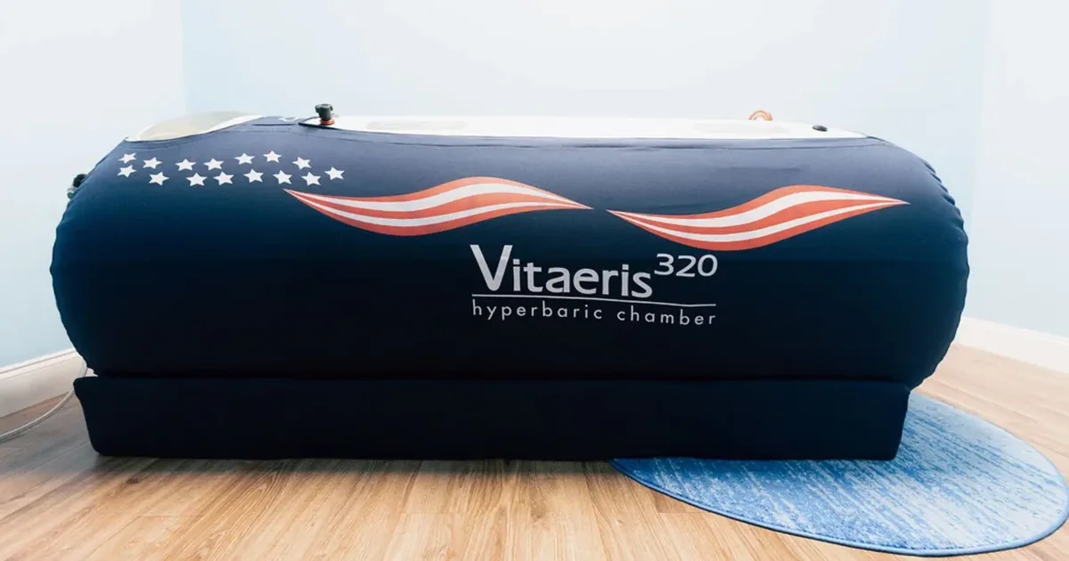 Athlete using hyperbaric oxygen therapy for recovery at iCRYO Highland Village