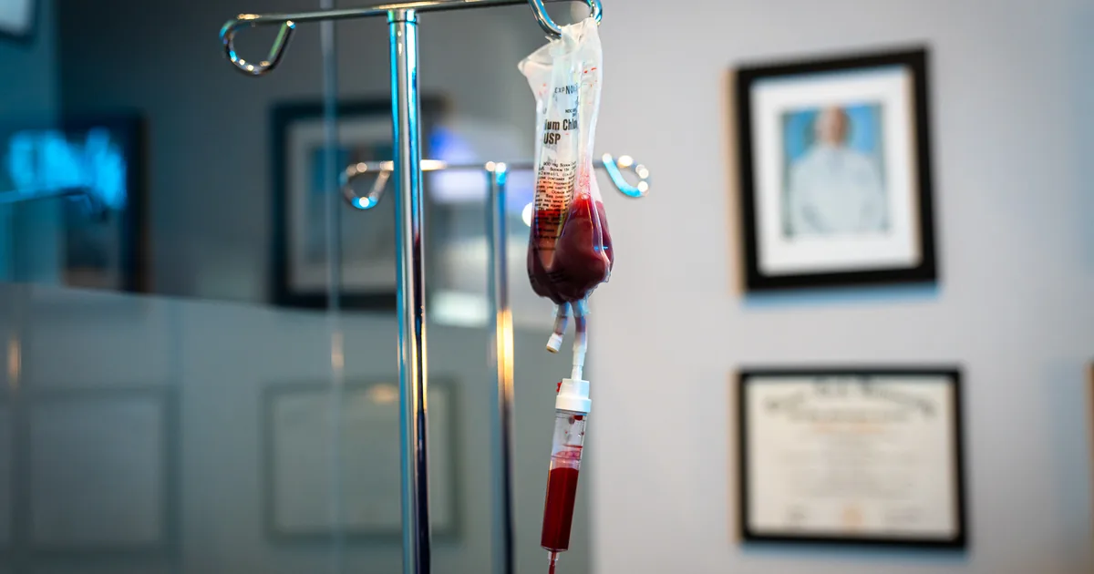 Ozone UV IV compared with a standard vitamin IV drip at iCRYO Highland Village
